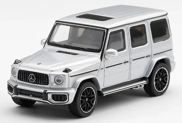 [予約] MINI-GT 1/64 メルセデス AMG G 63 シルバーメタリック (左ハンドル)　MGT01375-L
