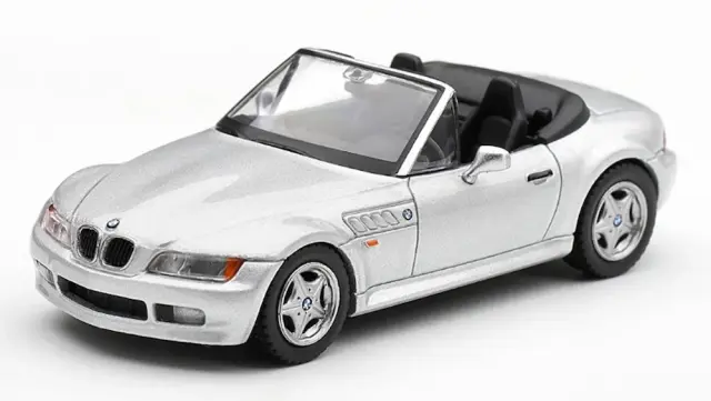 [予約] MINI-GT 1/64 BMW Z3 チタンシルバー (左ハンドル)　MGT01415-L