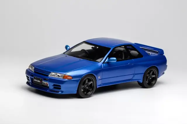 [予約] モーターヘリックス 1/18 ニッサン スカイライン GT-R  R32 カスタムVer. ベイサイドブルー　MH027BE