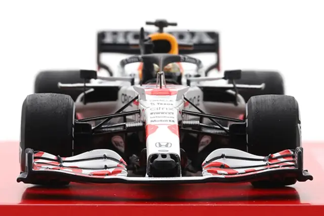 レッドブルミニカー1/43 ミニカー レッドブル F1 1/43 4台セット RED BULL Red Bull