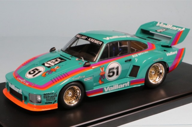 1/24　ポルシェ　2個　935は純正デカール無し 1/24 ポルシェ 2個 935は純正デカール無し - メルカリ