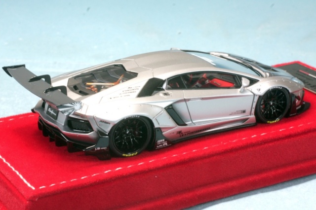 HHJ43002 - HHモデル 1/43 LB PERFORMANCE アヴェンタドール