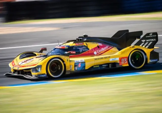 [予約] BBR 1/18 フェラーリ 499P ルマン 2026 No.83 クビサ - イェ - ハンソン ディスプレイケース付き　P18283C