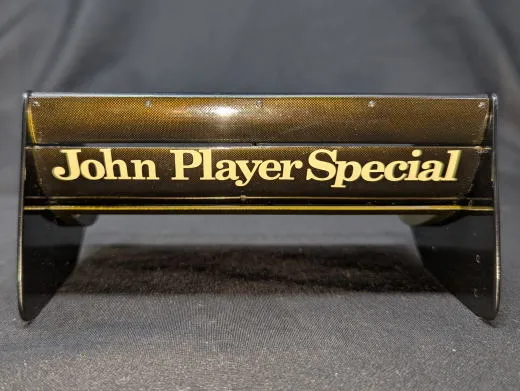 ロータス97-98位です、シャーシ付けます、タイヤはオリジナルスポンジタイヤです ロータス97-98位です、シャーシ付けます、タイヤはオリジナルスポンジ