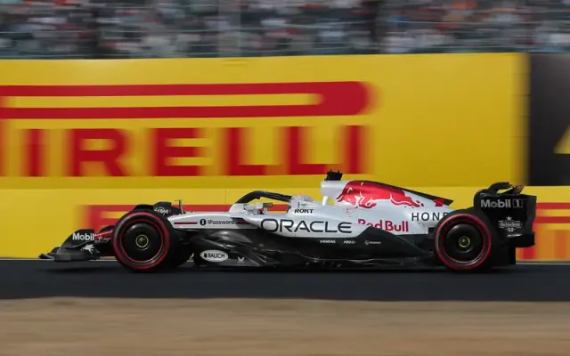 スパーク 1/18 アルファロメオ C42 アゼルバイジャンGP 2022 イタリア