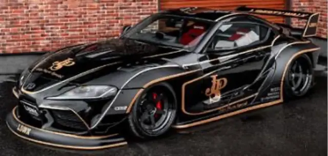 [予約] ソリド 1/18 トヨタ GR スープラ リバティーウォーク ボディキット 2025 ブラック/ゴールド　S1815504