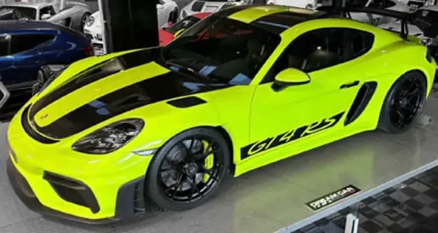 [予約] ソリド 1/43 ポルシェ 718 ケイマン GT4 RS ヴァイザッハ パッケージ 2024 アシッドグリーン　S4318801