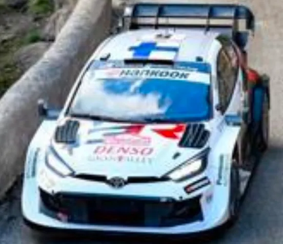 TOYOTA GRヤリスRally ライトポッド1/43 2022モデル勝田貴元 スパーク 1/43 トヨタ GR ヤリス ラリージャパン 2023 勝田貴元