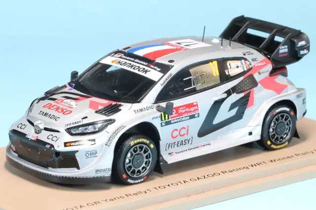 スパーク 1/43 トヨタ GR ヤリス Rally1 No.17 トヨタ ガズーレーシング WRT 2025 ラリーポルトガル 優勝S.オジエ/V.ランデ S6901