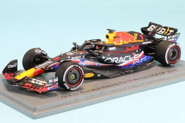 スパーク 1/43 レッドブル RB19 USA GP 2023 M.フェルスタッペン ウィナー　 S8915