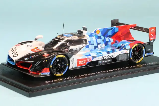 スパーク 1/43 BMW M ハイブリッドV8 No.15 BMW M チームWRT ルマン 2025 D. Vanthoor - R. Marciello - K. Magnussen　S9262