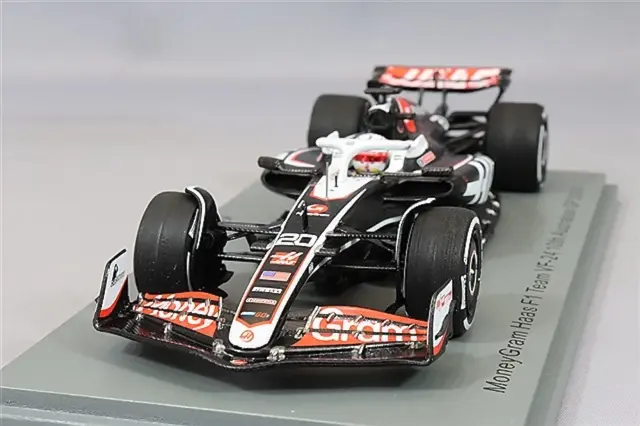 ちょっと訳ありMINICHAMPS TRRELL P34 ちょっと訳ありMINICHAMPS TRRELL P34 ちょっと訳ありMINICHAMPS