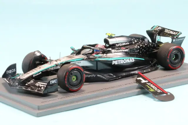 スパーク 1/43 メルセデス W16 No.12 メルセデスAMG ペトロナス マイアミGP 2025 スプリント予選ポール キミ・アントネッリ ポジションボード付き　S9627
