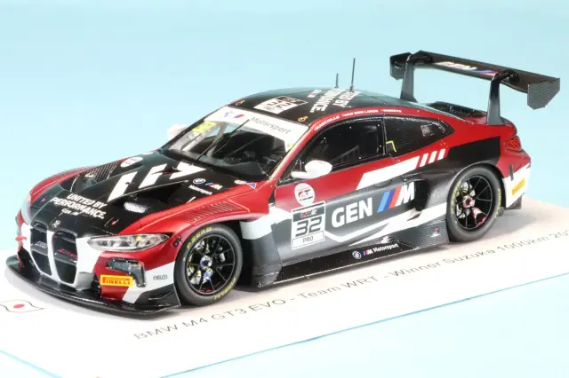 スパーク 1/43 BMW M4 GT3 EVO No.32 チームWRT 鈴鹿1000km 2025 ウィナー K. ファン・デル・リンデ / R. マルチェッロ / C. ウェールツ SJ189