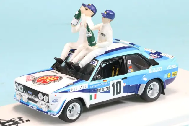 イクソ 1/43 フィアット 131 アバルト 1980 モンテカルロラリー ウィナー No.10 W ロール / C ガイストドルファー フィギュア付 SPRM00280