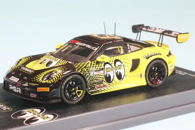 ターマックワークス 1/64 ポルシェ 911 GT3 R ムーンアイズ GTWC アジア 2025 No.13 T64-084-25FUJI3