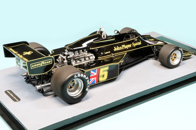 カスタム品 1/18 GP replicas ロータス 77 フィギュア付き カスタム品 1/18 GP replicas ロータス 77 フィギュア付き