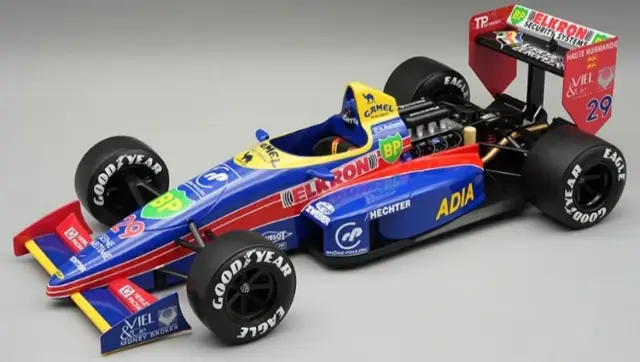 [予約] テクノモデル 1/18 ラルース ローラ LC88 No.29 1988 日本GP 鈴木亜久里　TM18-371A