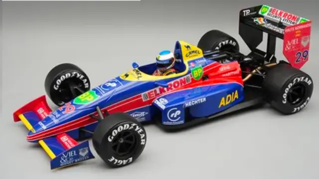 [予約] テクノモデル 1/18 ラルースローラ LC88 No.29 1988 アメリカGP ヤニック・ダルマス ドライバーフィギュア付き　TMD18-469C