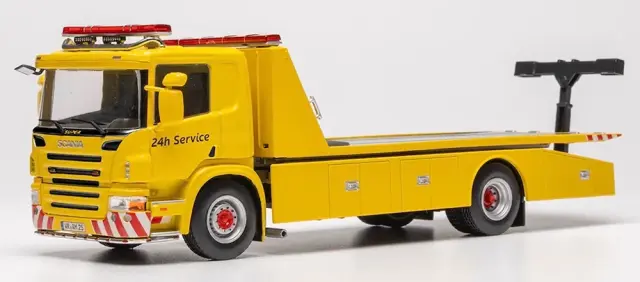 [予約] イクソ 1/43 スカニア P 320 2006 レッカー車　TRUD008