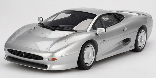 [予約] トゥルースケールモデル 1/12 ジャガー XJ220 シルバー　TSM120015
