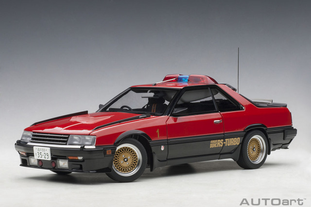 海外最新 スカイライン ニッサン 1/18 未展示品 オートアート DR30 RS ...