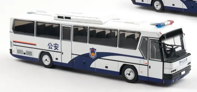 予約] Xカートイズ 1/64 北方 BFC6120 ラグジュアリー観光バス 公安