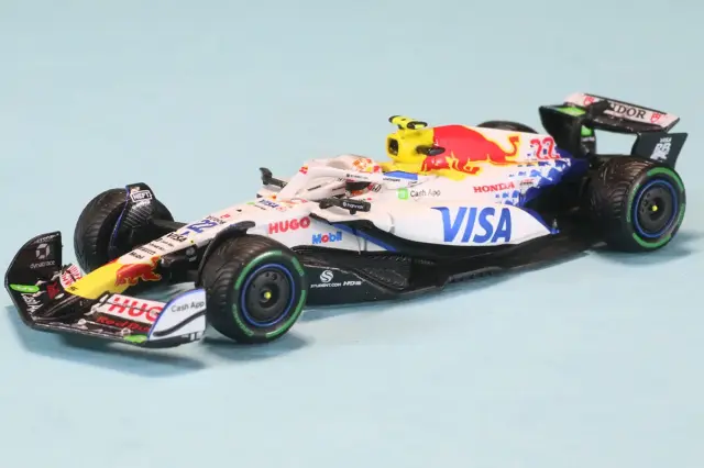 260623 パーク 1/64 レーシングブルズ VCARB 02 No.22 2025 オーストラリアGP 角田裕毅 Y423