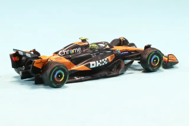 スパーク 1/64 マクラーレン MCL39 No.4 オーストラリア GP 2025 L