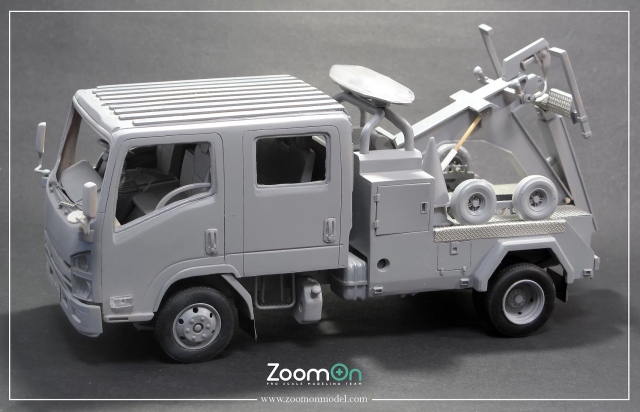 ZoomOn 1/24 レジンキット イスズ NPR トゥートラック