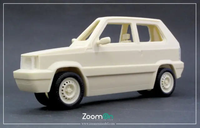 260718　ZoomOn 1/24 フルキット フィアット パンダ 750CL 1987 世界一狭い車フィアットパンダ　Z218