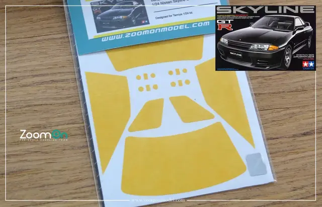 Zoom On 1/24ウインドウマスキングシート ニッサン スカイライン GT-R R32 タミヤ対応　ZD058