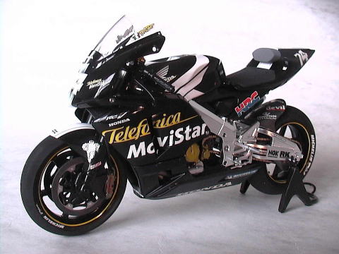 MC-D483