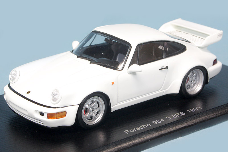 SPARK 1//43 PORSCHE 911 CARRERA RS 3.8-1993 SDC015