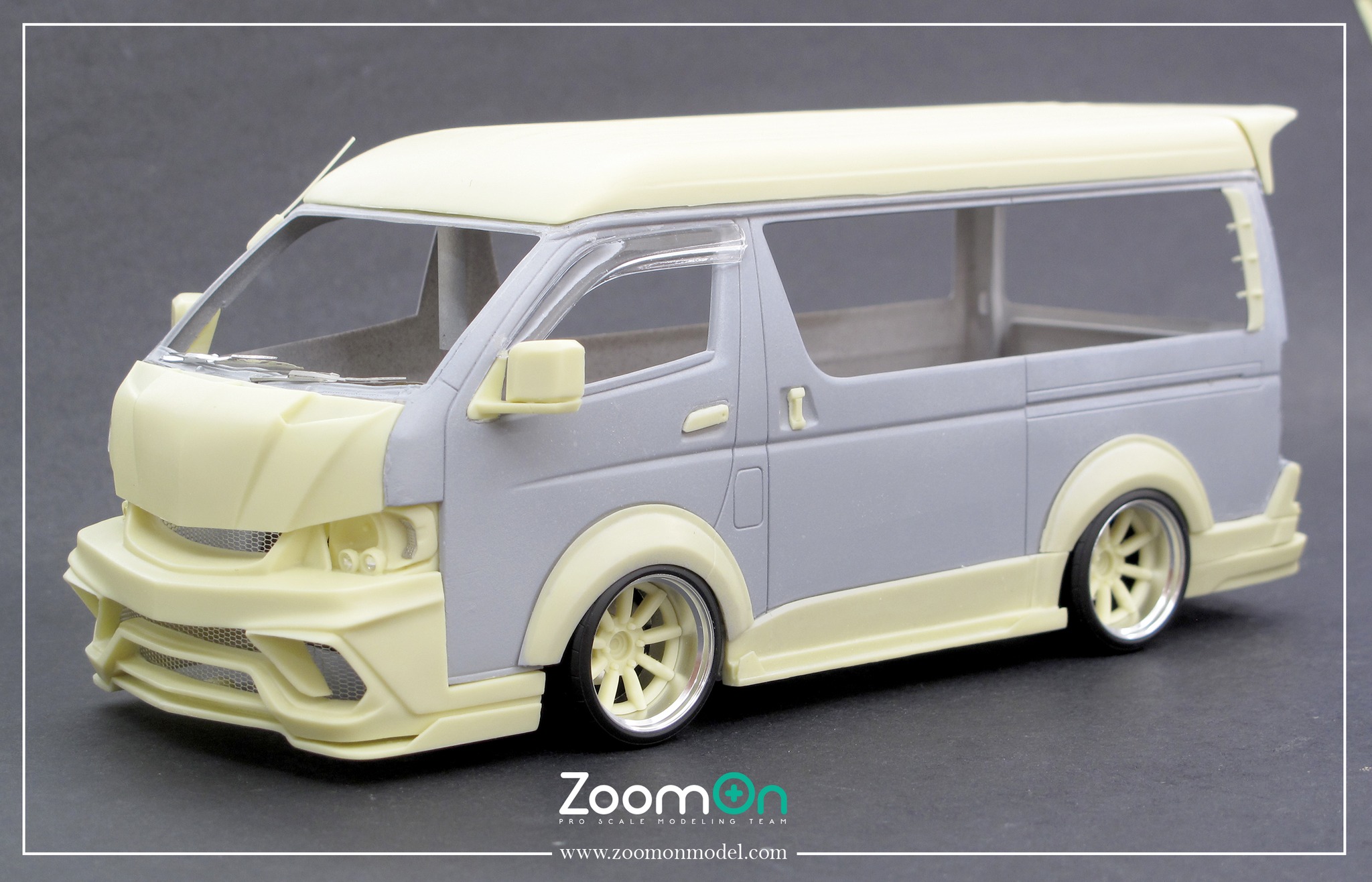 ZoomOn 1/24 トランスキット ハイエース S.A.D カスタム
