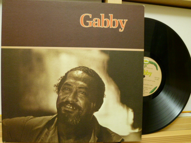 GABBY PAHINUI　ギャビー・パヒヌイ / Gabby