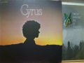 CYRUS FARYAR　サイラス・ファーヤー / Cyrus
