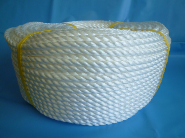 PP（ポリプロピレン）フィルムロープ　白色　直径１２ｍｍ（２００メートル巻き）