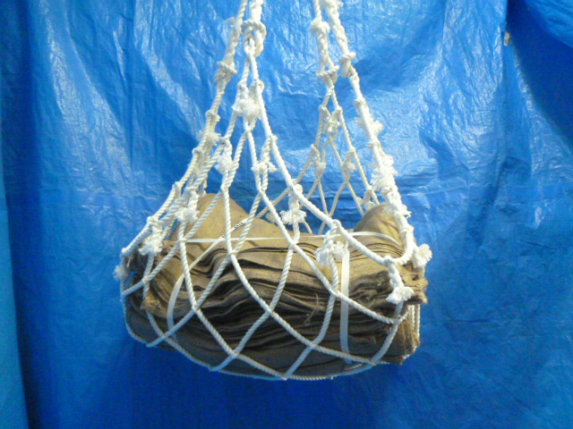 ロープモッコ　ビニロンロープ　１．５ｍ×１．５ｍ　マスク型