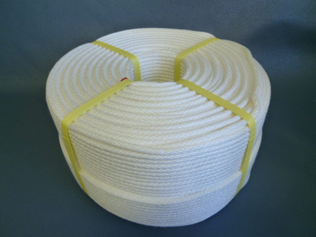 ビニロン金剛打ちロープ　直径６ｍｍ（３００メートル巻き）