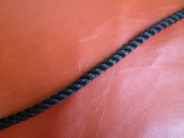 PPスパンロープ　黒色　直径９mm（切売り品）メートル単位　最大１００メートル