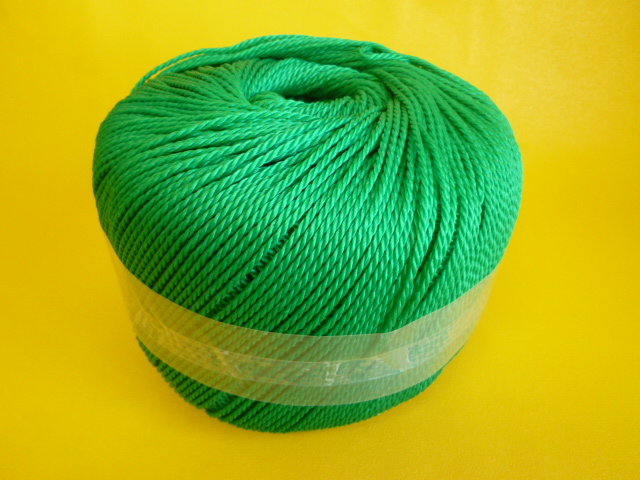 ポリエチレンロープ　グリーン色　直径３ｍｍ（トワイン巻き）