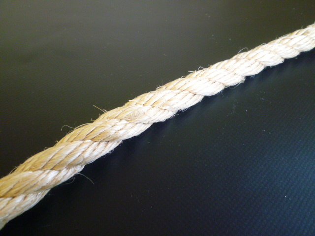 麻ロープ（染サイザル）　直径１０ｍｍ（切り売り品）メートル単位　最大１９９mまで　