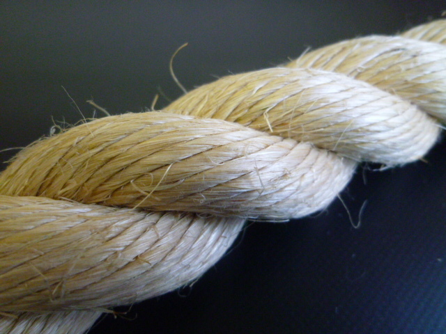 麻ロープ（染サイザル）　直径４５ｍｍ（切り売り品）メートル単位　最大９９mまで　