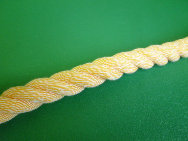 ハイクレロープ　黄　直径２４ｍｍ　国産（切り売り品）メートル単位　最大１９９mまで