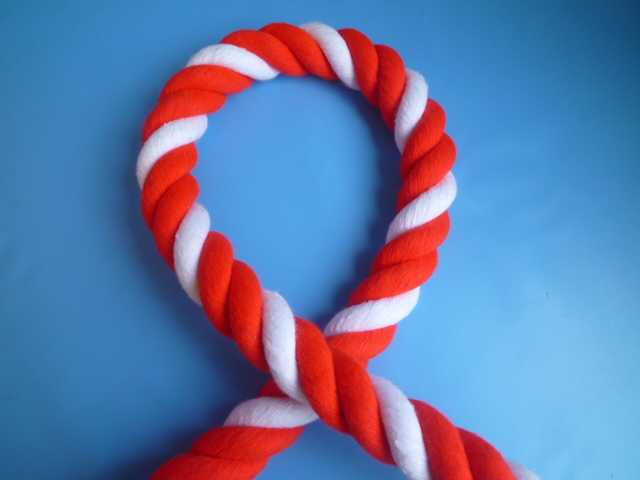 紅白ロープ　アクリル赤／白　直径２４mm（切り売り）メートル単位　最大１００M