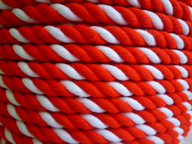 紅白ロープ　アクリル赤／白　直径１２mm（切り売り）メートル単位　最大１００M