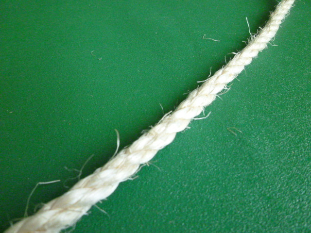 サイザル麻ロープ　特注油ナシ（ホワイトベージュ）直径６ｍｍ（切り売り品）メートル単位　最大１９９mまで　