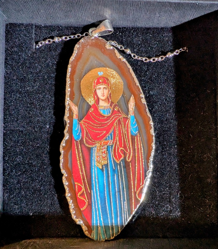イタリア　イコン　手を挙げる聖母（祝福の聖母）貴石ペンダント　チェーンステンレス４０ｃｍ　奇跡７０ｍｍ～７５ｍｍ