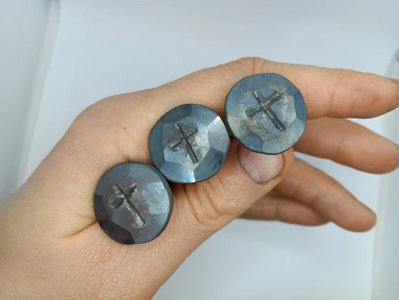 教会祭壇用　ラトビア　59029078362　クロス打ち　イースター祭壇飾り用　手打ち　長手鍛造釘、鍛造鉄、黒鉄 180 mm